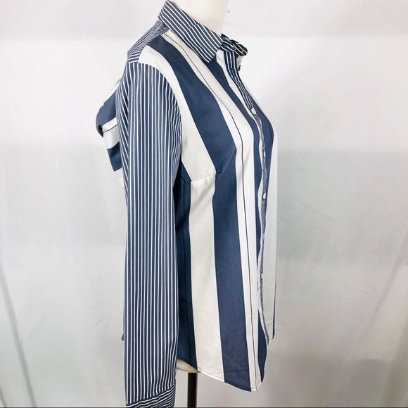 NWT BELLE SKY Button Blue Striped Open Back Top - Picture 5 of 10